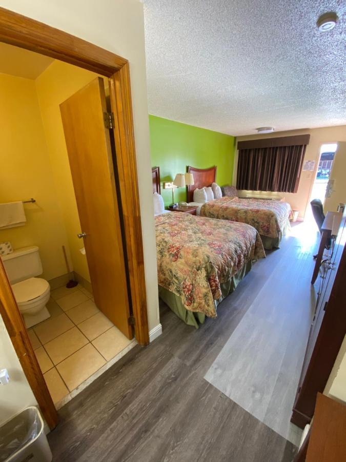 Budget Host Inn - Baxley Kültér fotó