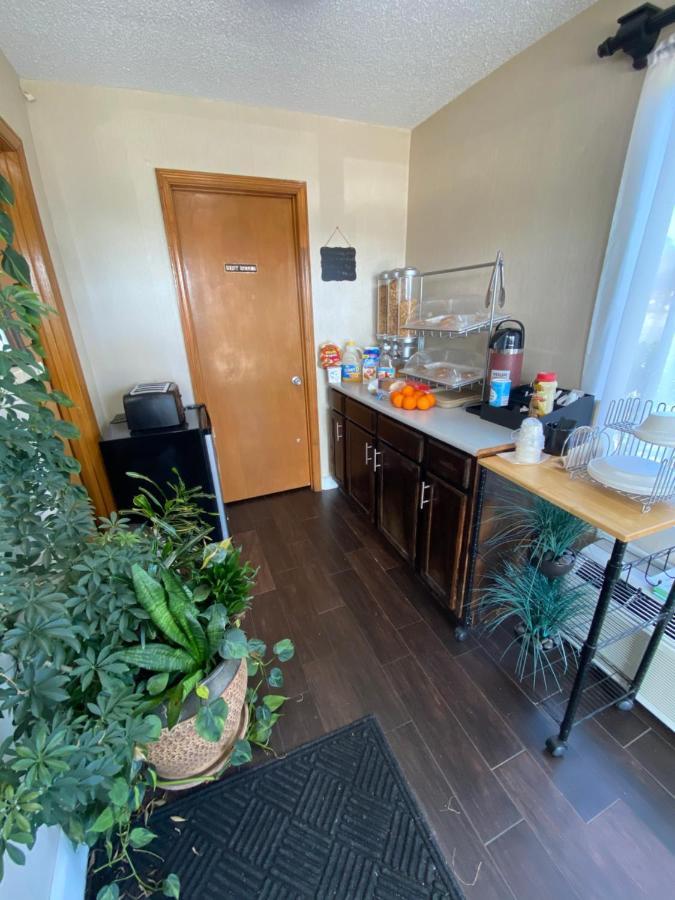 Budget Host Inn - Baxley Kültér fotó