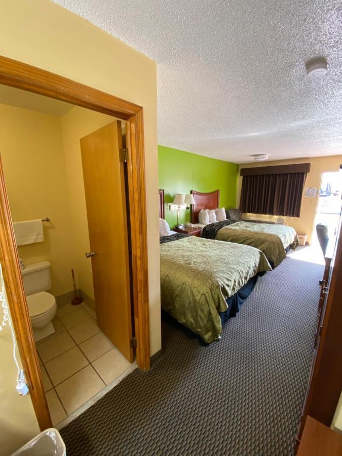 Budget Host Inn - Baxley Kültér fotó