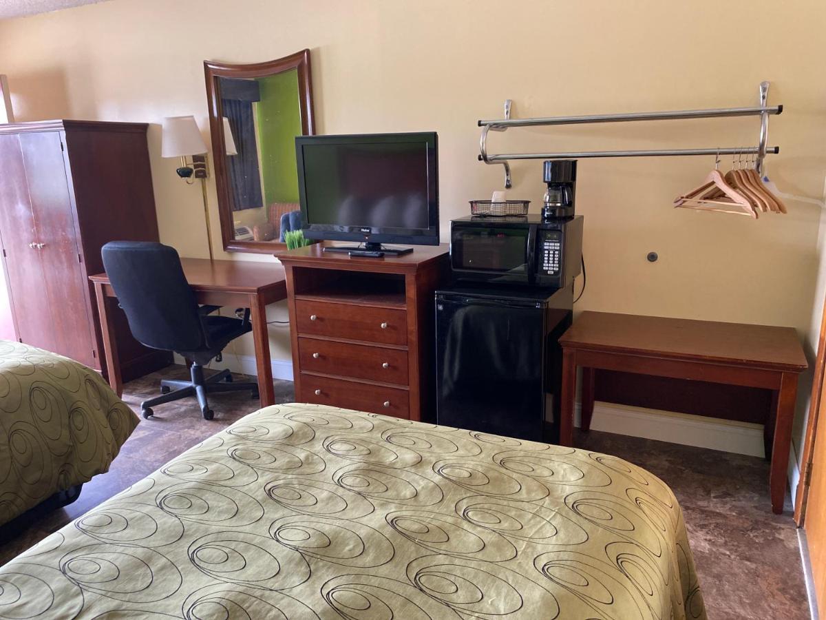 Budget Host Inn - Baxley Kültér fotó